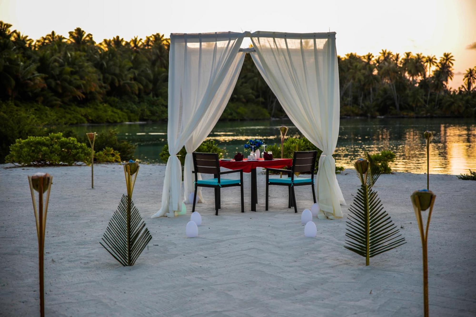Rahaa Resort Fonadhoo Exterior foto